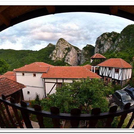Golemi Kamik Pirot Vlasi Exterior foto