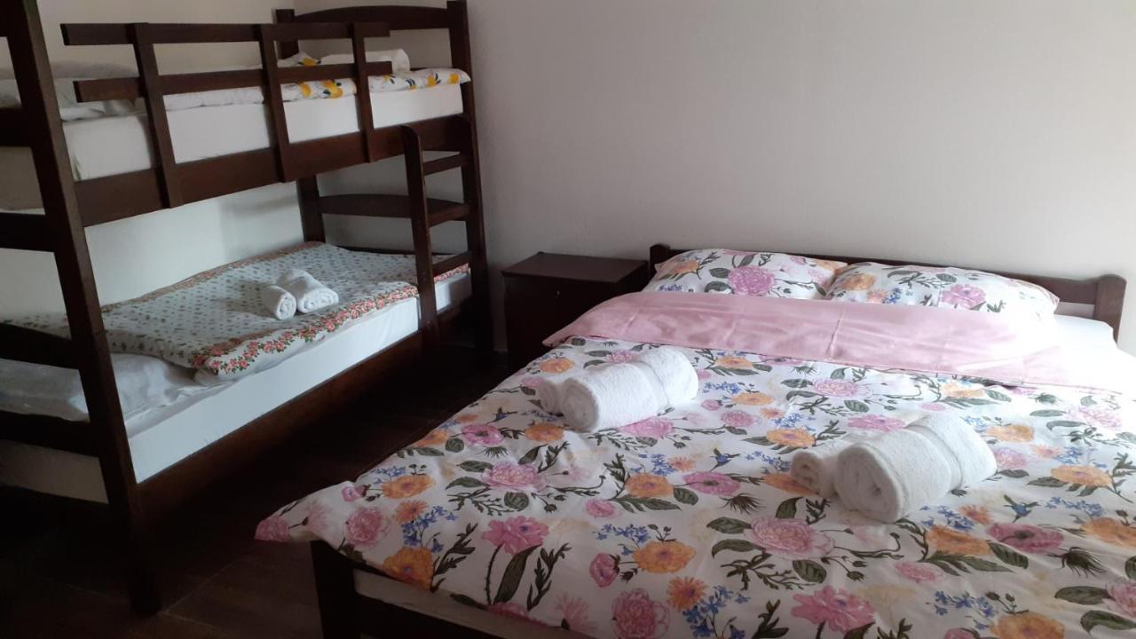 Golemi Kamik Pirot Vlasi Exterior foto